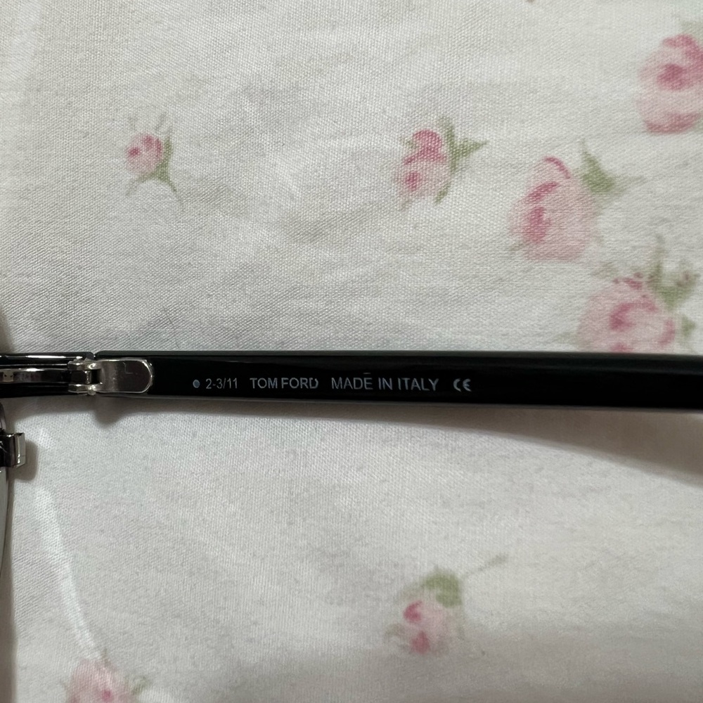 Authentic Tom Ford Stefania Sunglasses - Picture 14 of 14